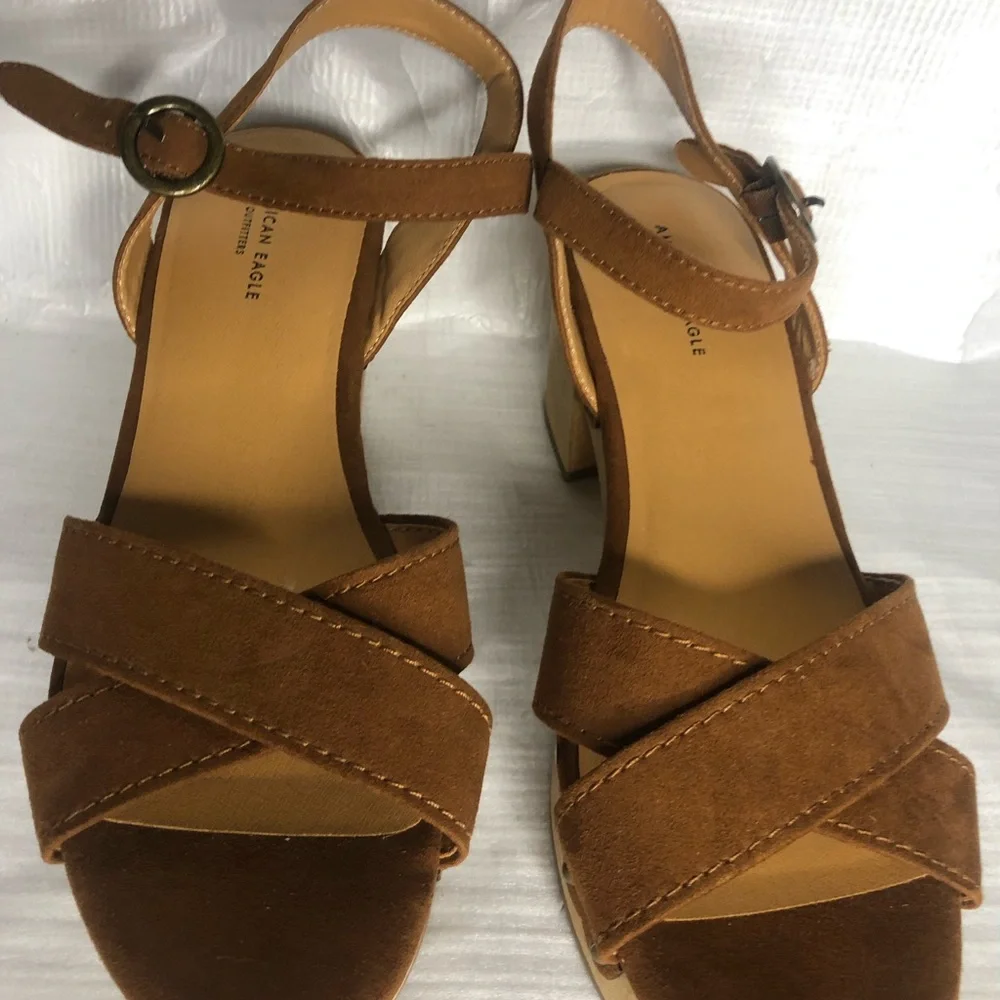 American Eagle Womens‎ Platform Sandals 8 Brown Wooden Chunky Heel Retro